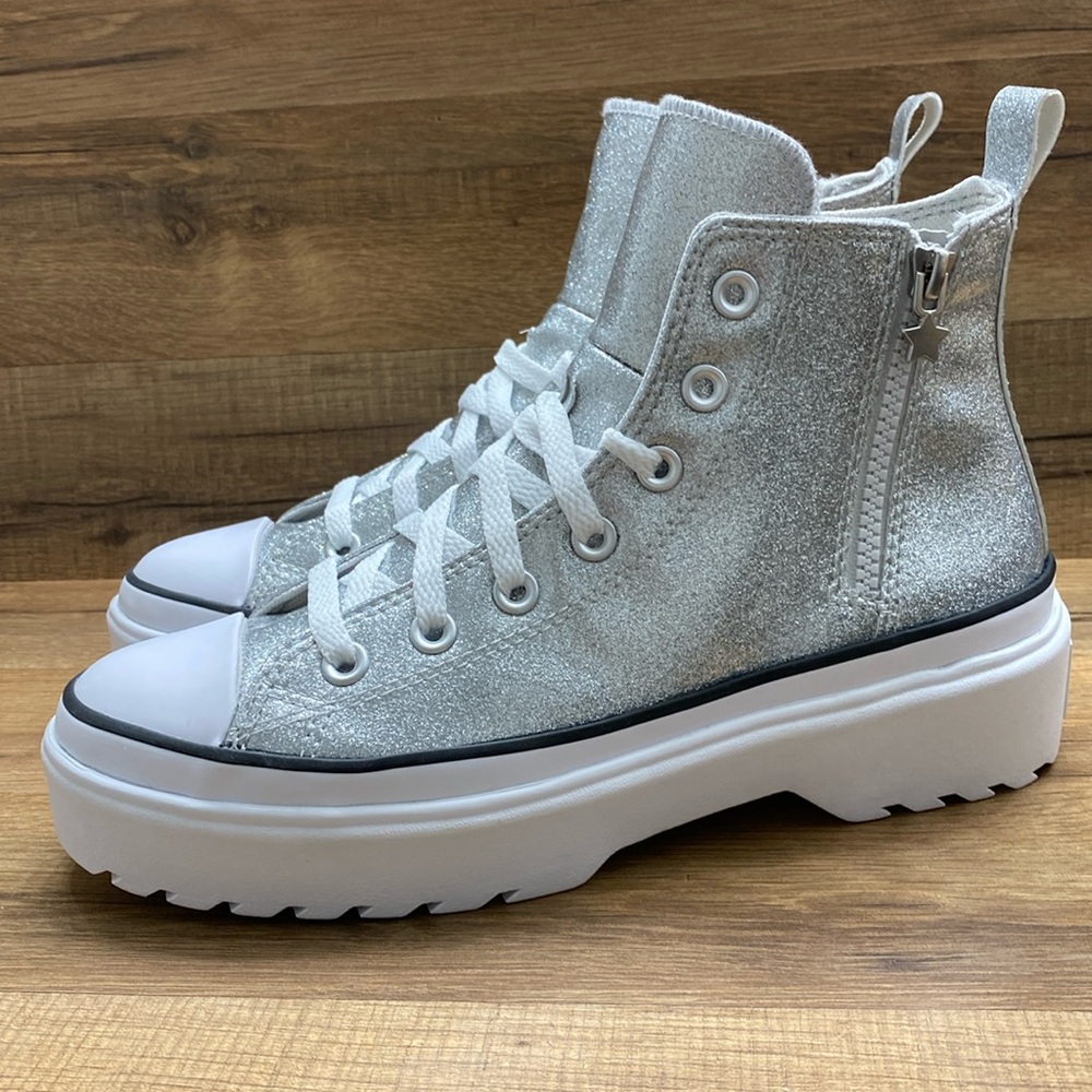 CONVERSE LUGGED LIFT HI BRAND 🔥 NEW
